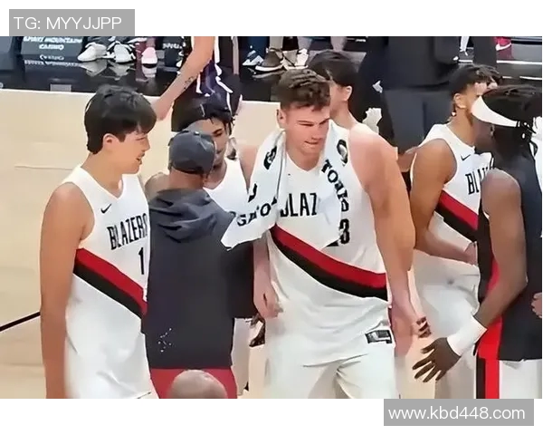 徐静雨：杨瀚森偶尔的灵光乍现确实有艺术性 但除此之外全是缺点